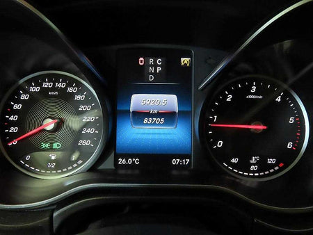 Mercedes-Benz V-Class — photo 09