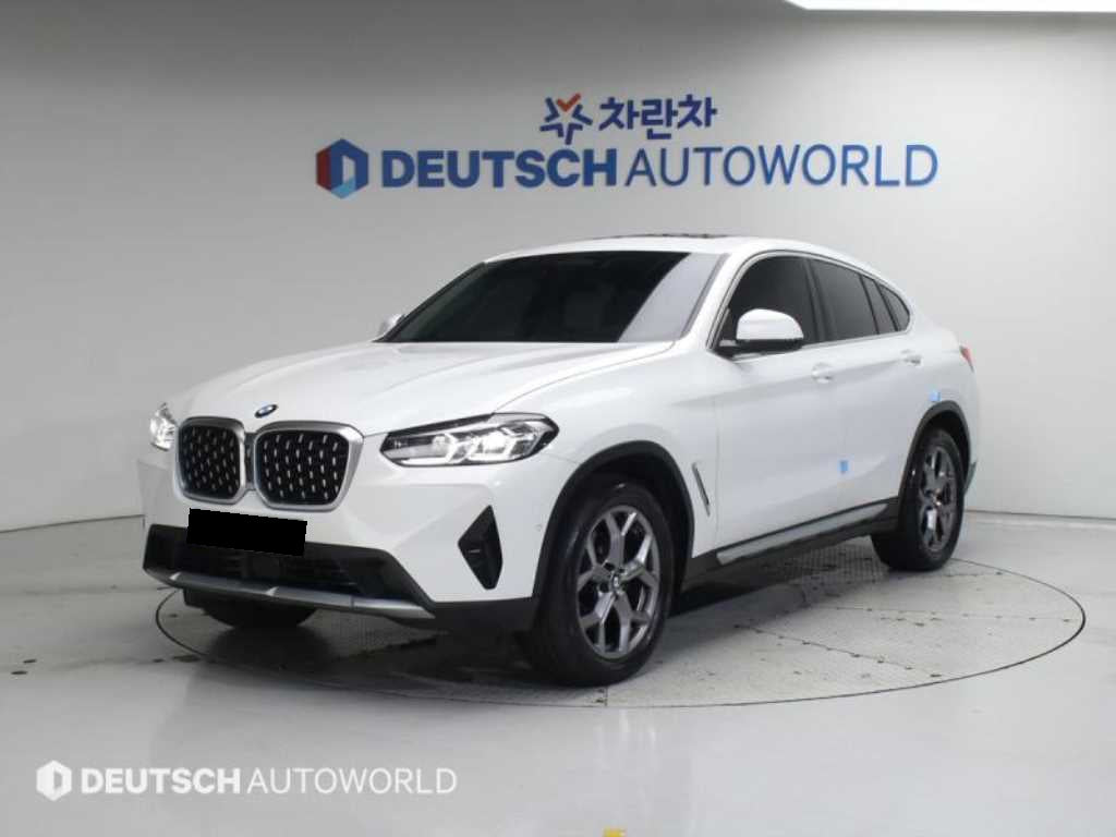 BMW X4 — photo 01