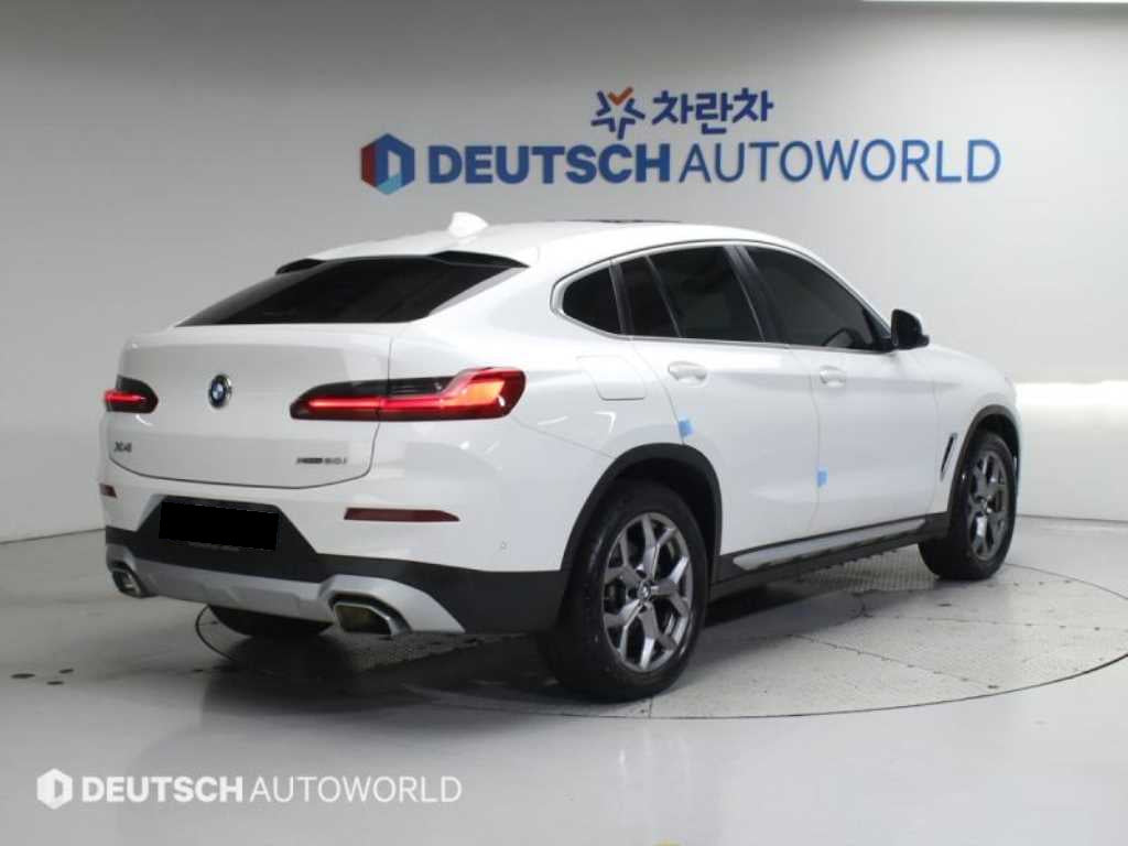 BMW X4 — photo 02