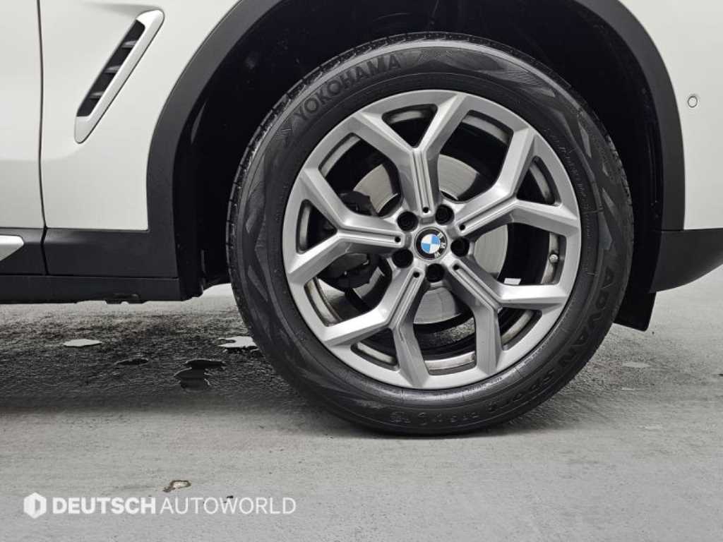 BMW X4 — photo 05