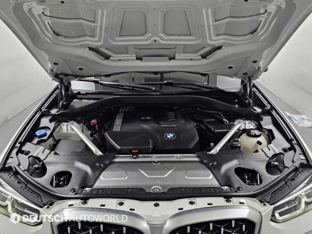 BMW X4 — photo 06