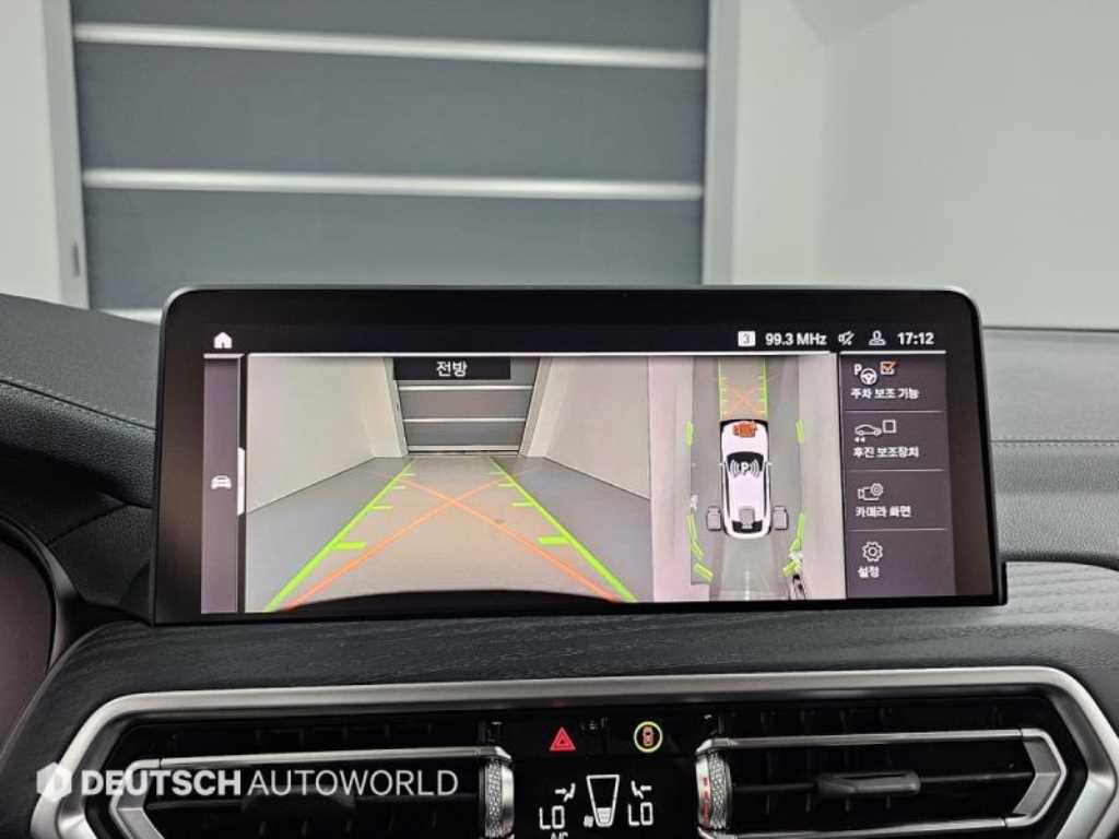 BMW X4 — photo 15