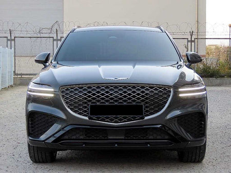 Genesis GV70 — photo 01