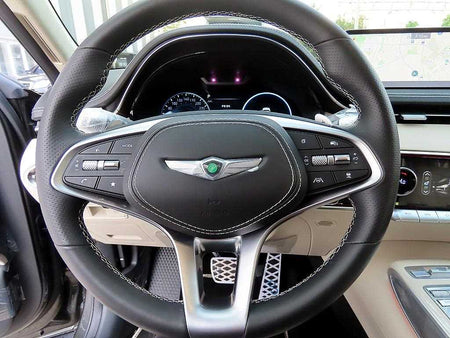 Genesis GV70 — photo 08