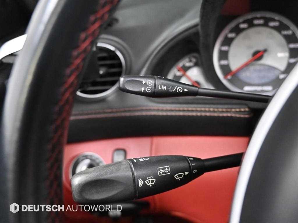 Mercedes-Benz SL-Class — photo 16