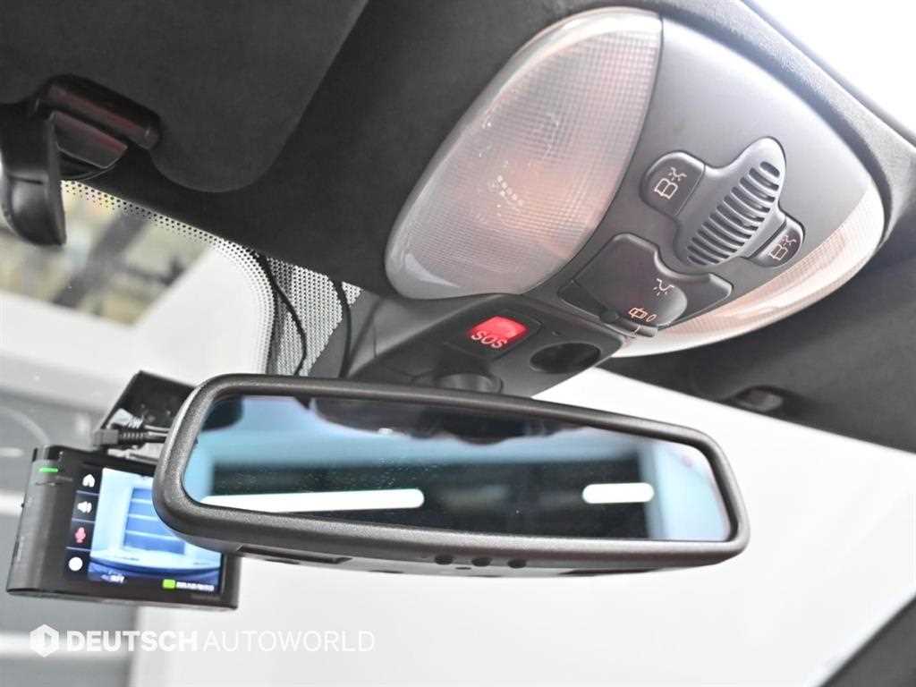 Mercedes-Benz SL-Class — photo 17