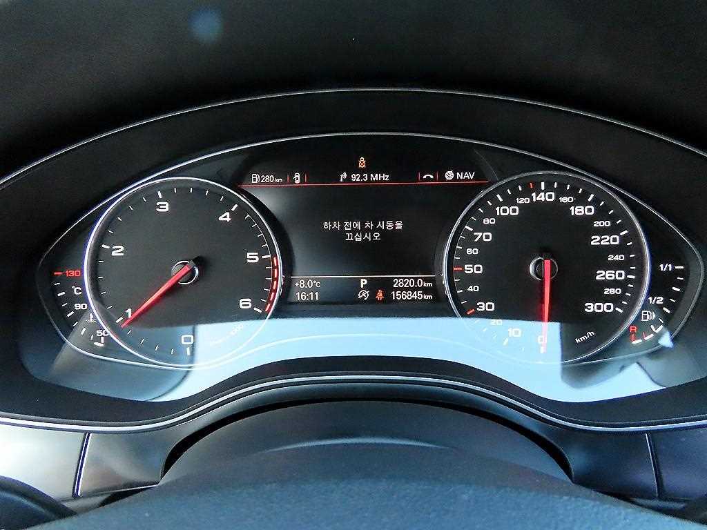 Audi A6 — photo 09
