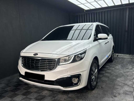 Kia Carnival — photo 03