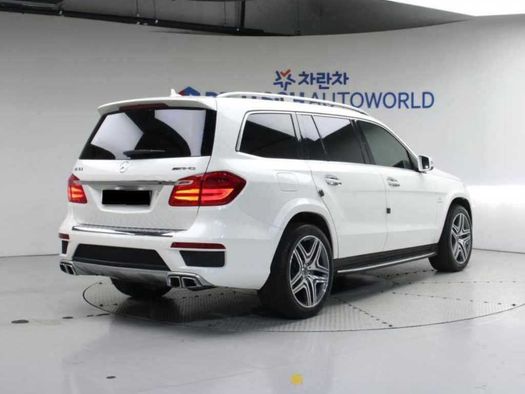 Mercedes-Benz GL-Class — photo 03