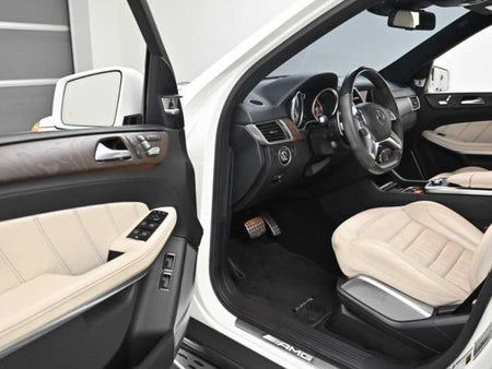 Mercedes-Benz GL-Class — photo 12