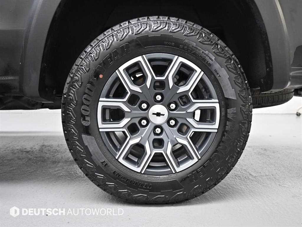 CHEVROLET Colorado — photo 05