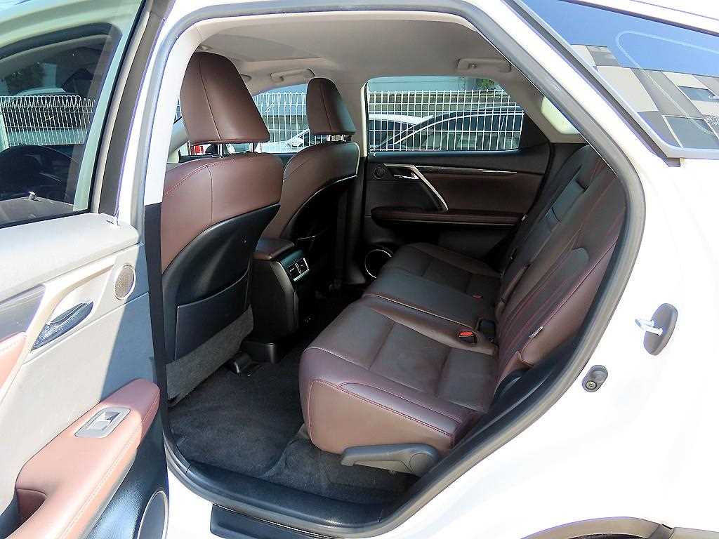 Lexus RX — photo 06