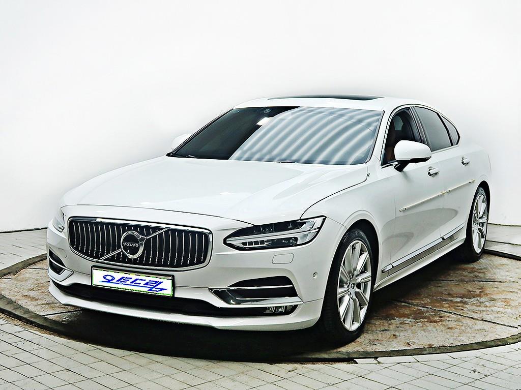 Volvo S90 — photo 02