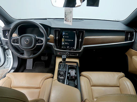Volvo S90 — photo 05