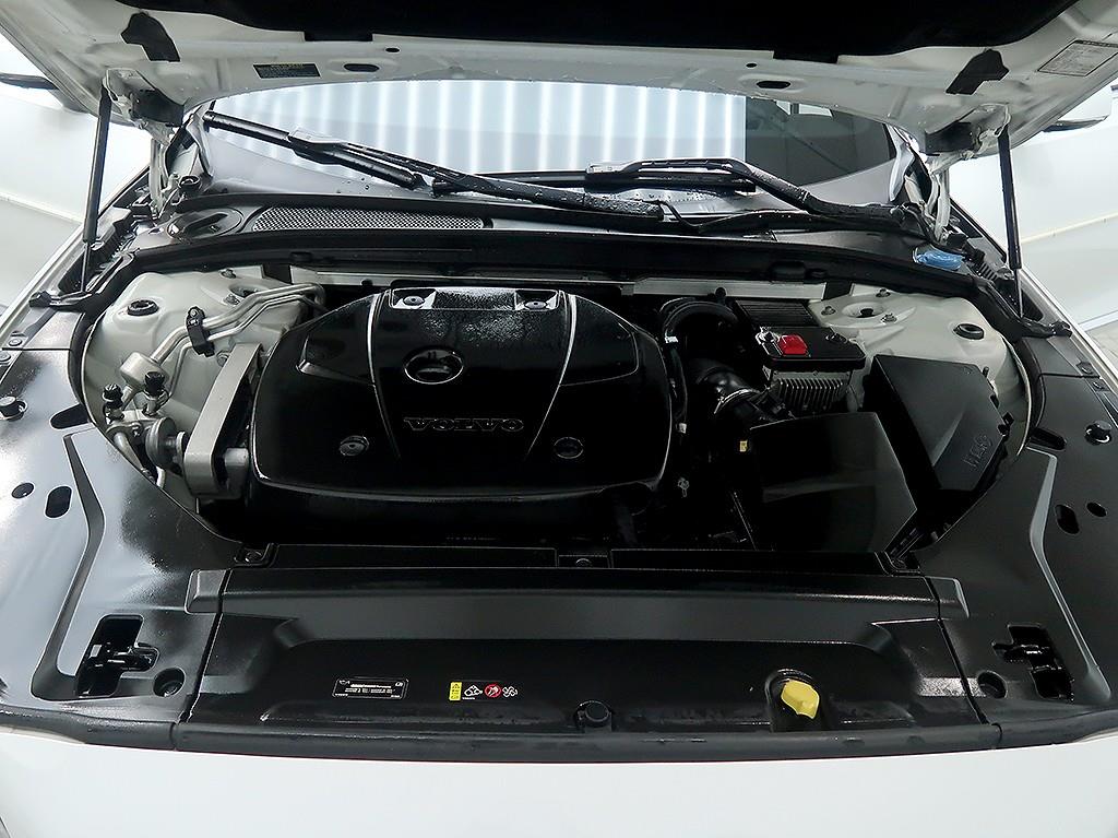Volvo S90 — photo 07