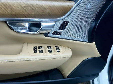 Volvo S90 — photo 13
