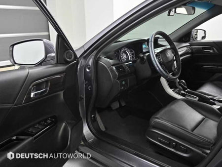 Honda Accord — photo 11