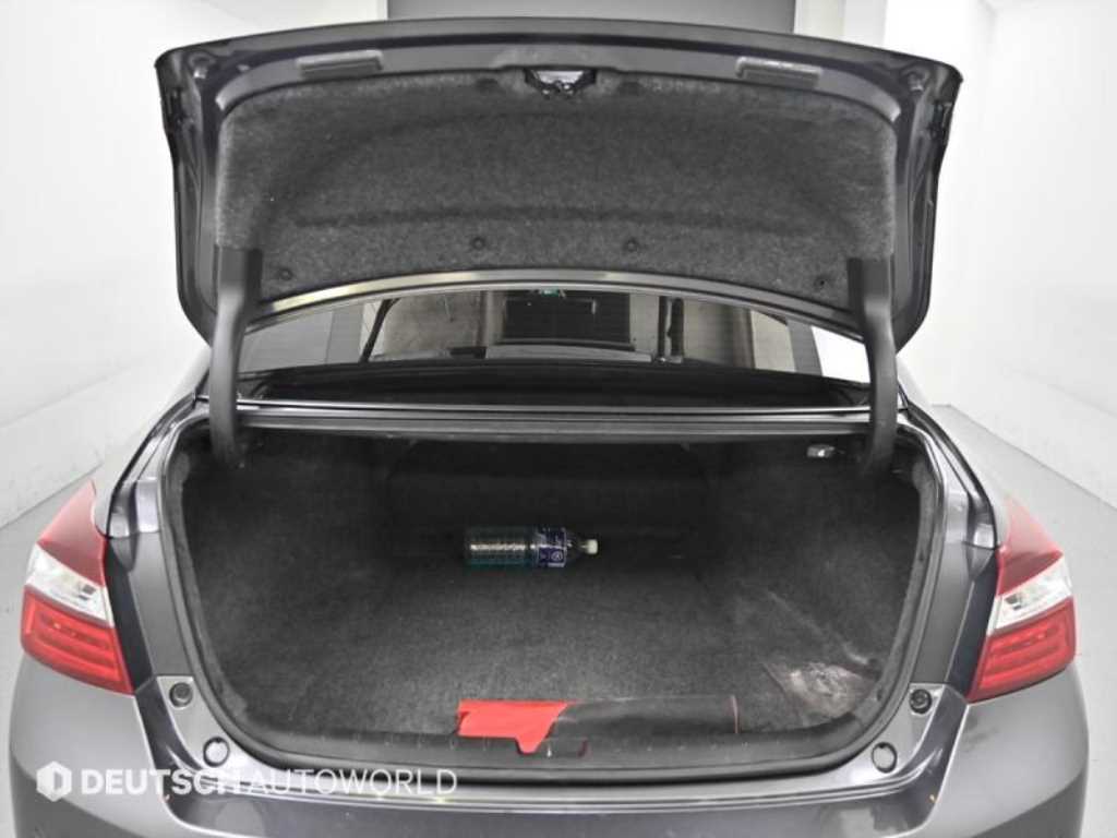 Honda Accord — photo 20