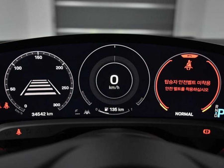 Porsche Taycan — photo 08