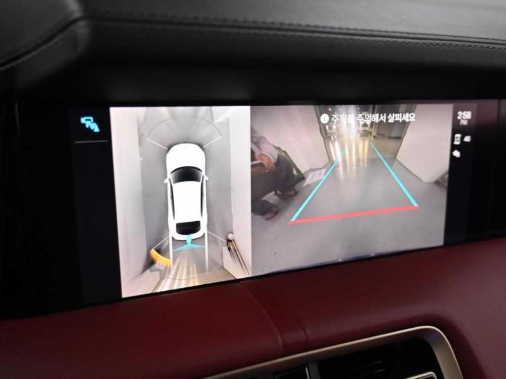 Porsche Taycan — photo 15