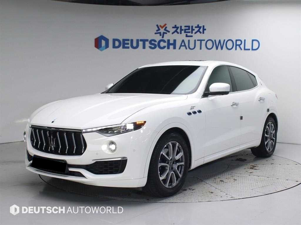 Maserati Levante — photo 01