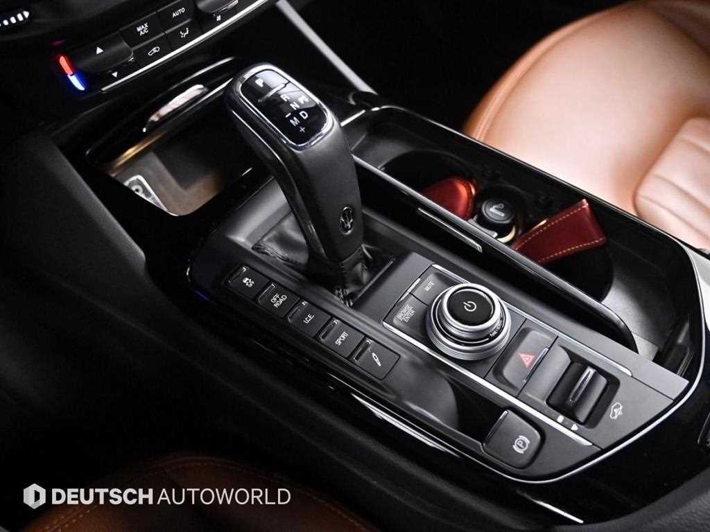 Maserati Levante — photo 09