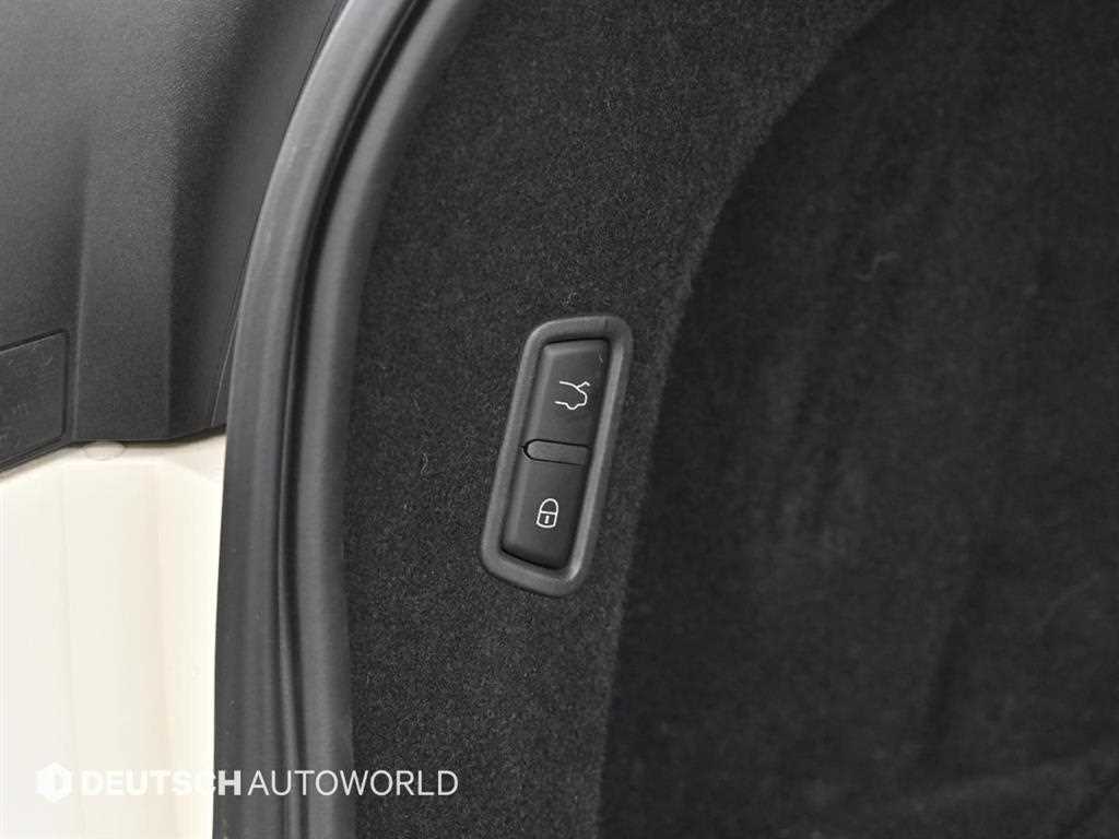 Maserati Levante — photo 18