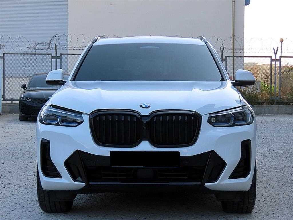 BMW X3 — photo 02