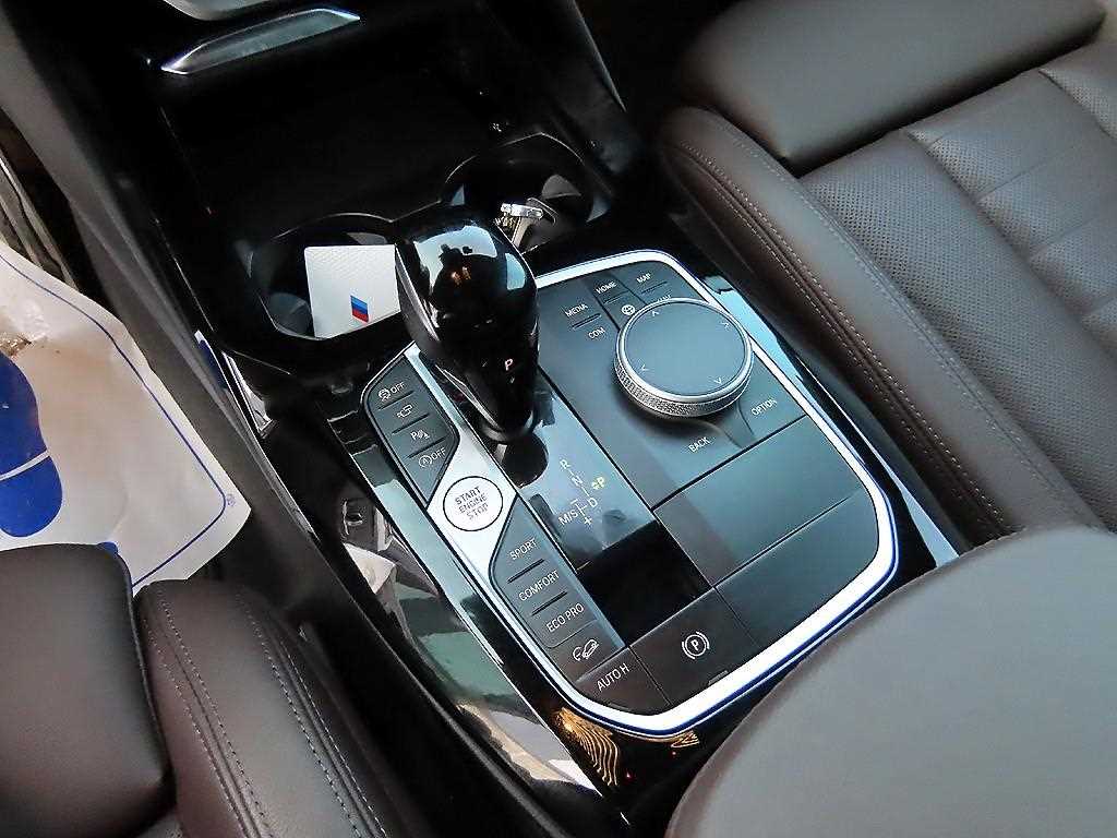 BMW X3 — photo 11