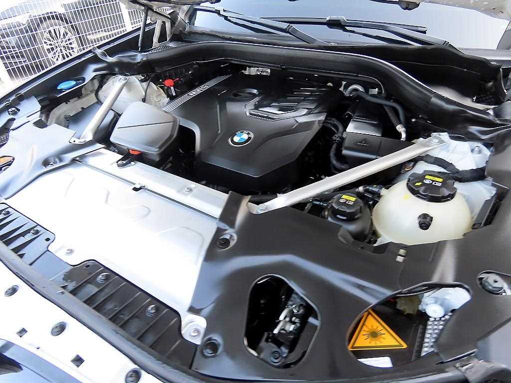BMW X3 — photo 19