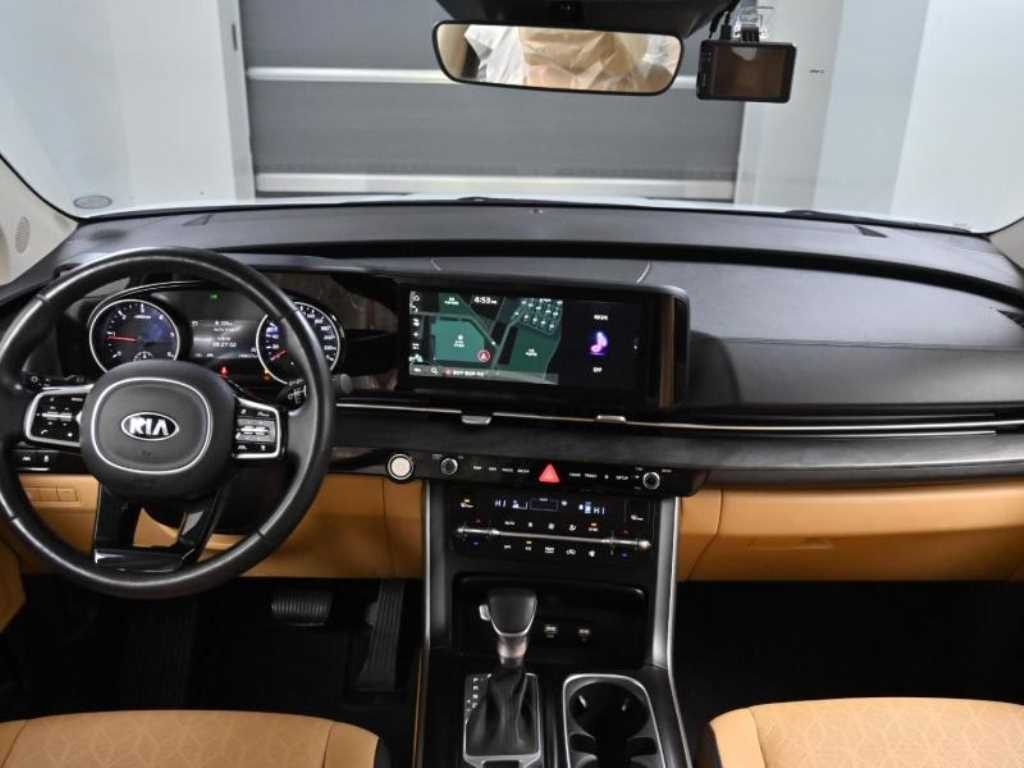 Kia Carnival — photo 07
