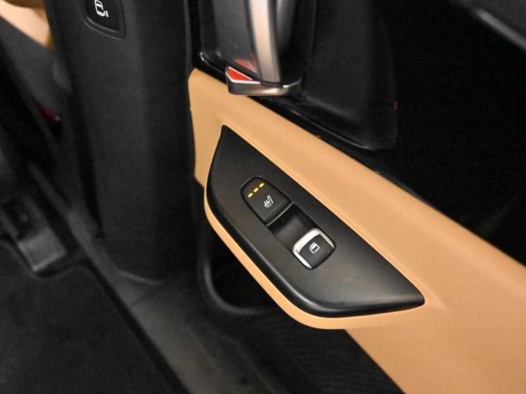 Kia Carnival — photo 16