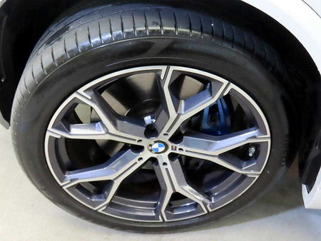 BMW X5 — photo 20