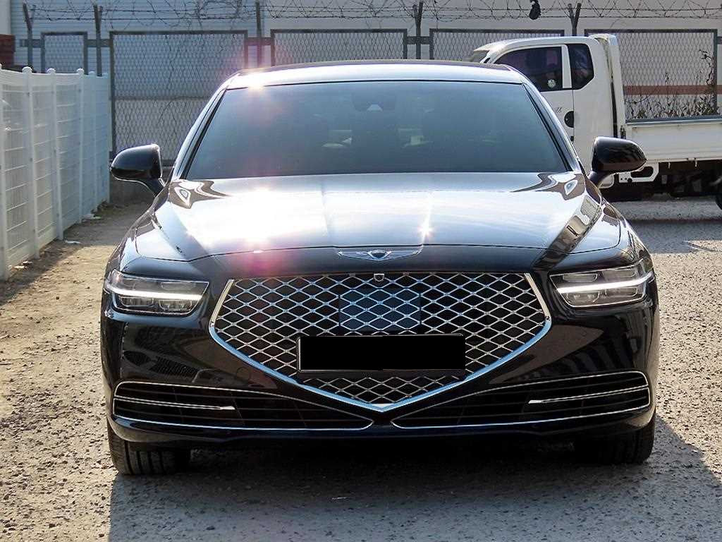 Genesis G90 — photo 02