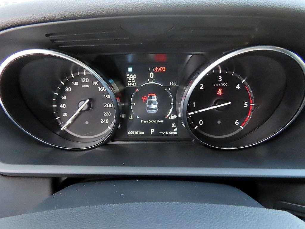 Land Rover Discovery — photo 09