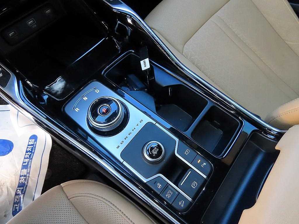 Kia Sorento — photo 10