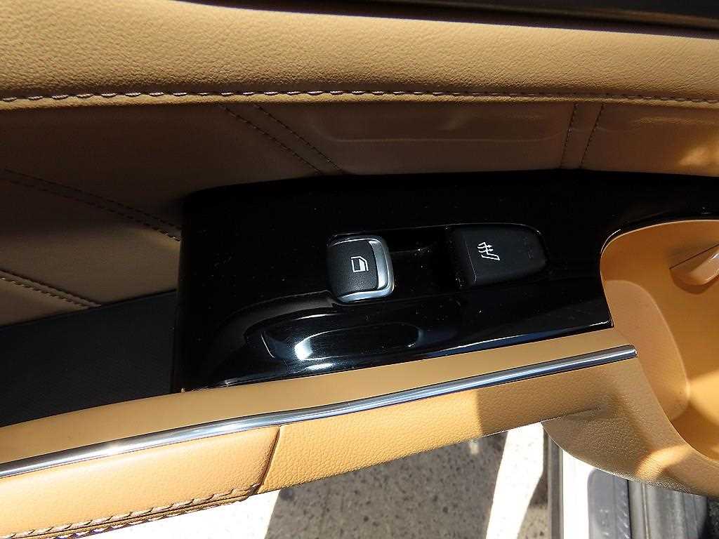 Kia Sorento — photo 15