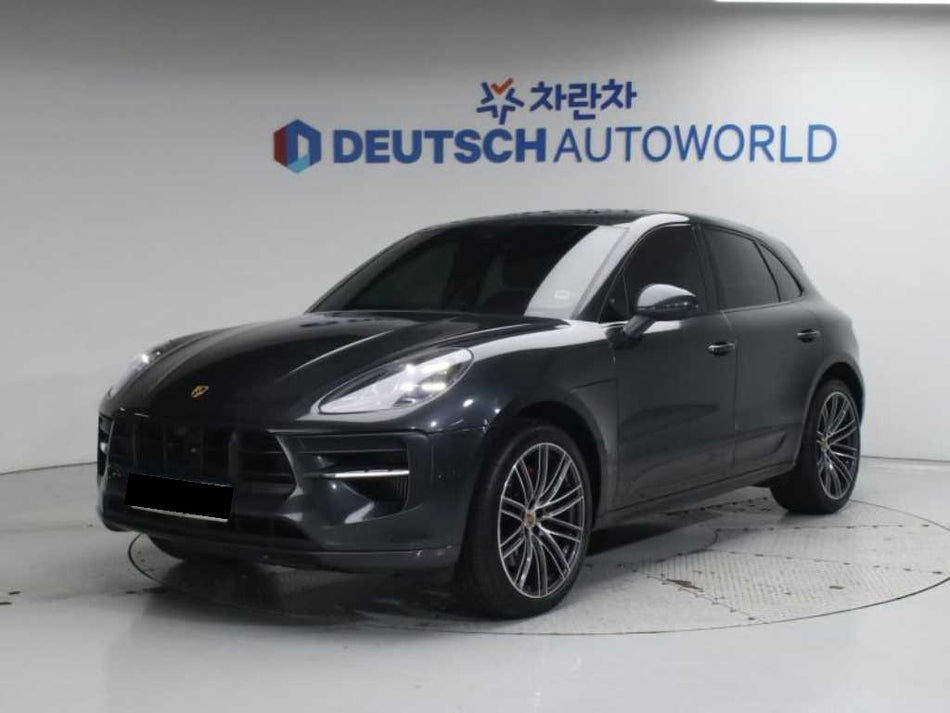 Porsche Macan — photo 01
