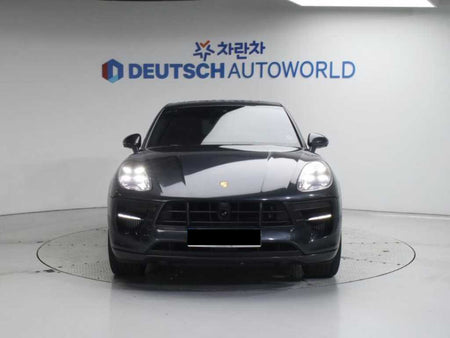 Porsche Macan — photo 03