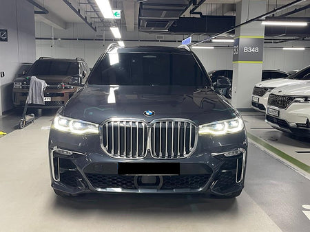 BMW X7 — photo 01