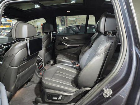 BMW X7 — photo 06