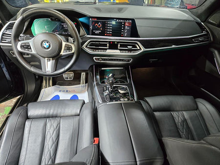 BMW X7 — photo 09