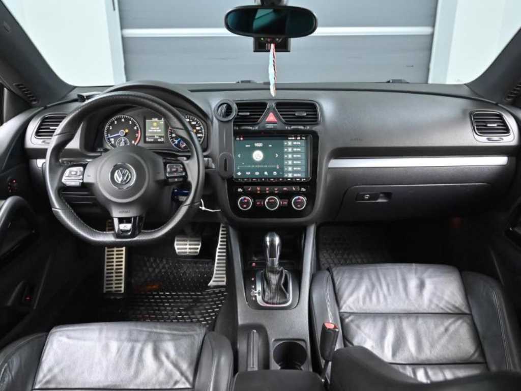 Volkswagen Scirocco — photo 07