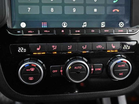 Volkswagen Scirocco — photo 17