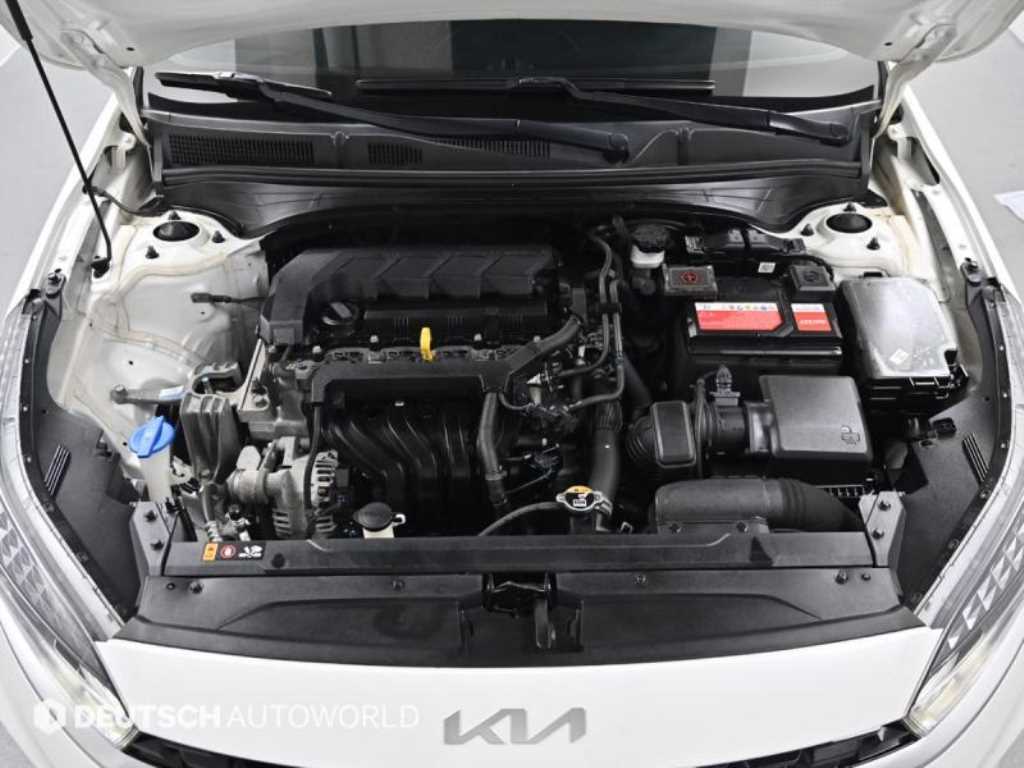 Kia K3 — photo 06