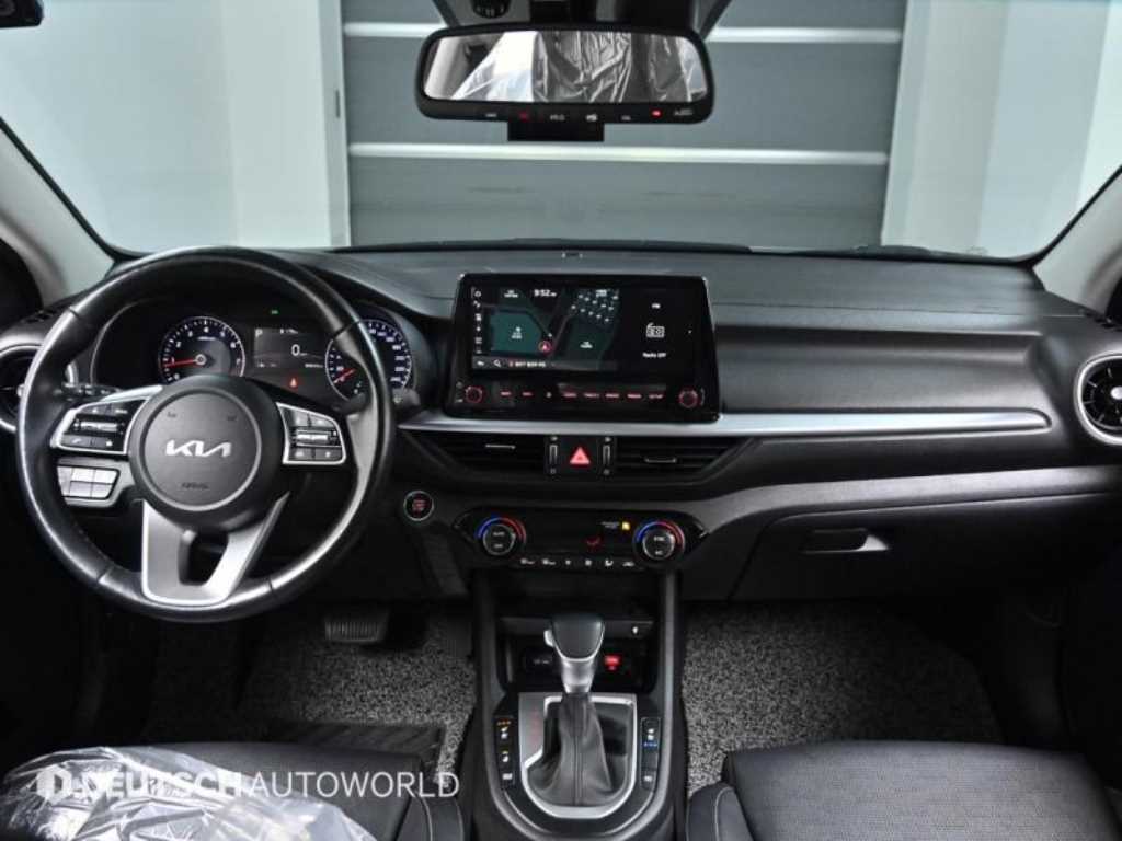 Kia K3 — photo 07