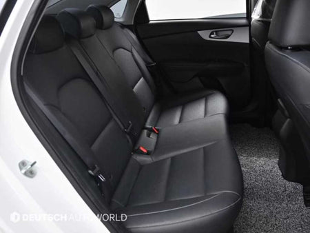 Kia K3 — photo 12