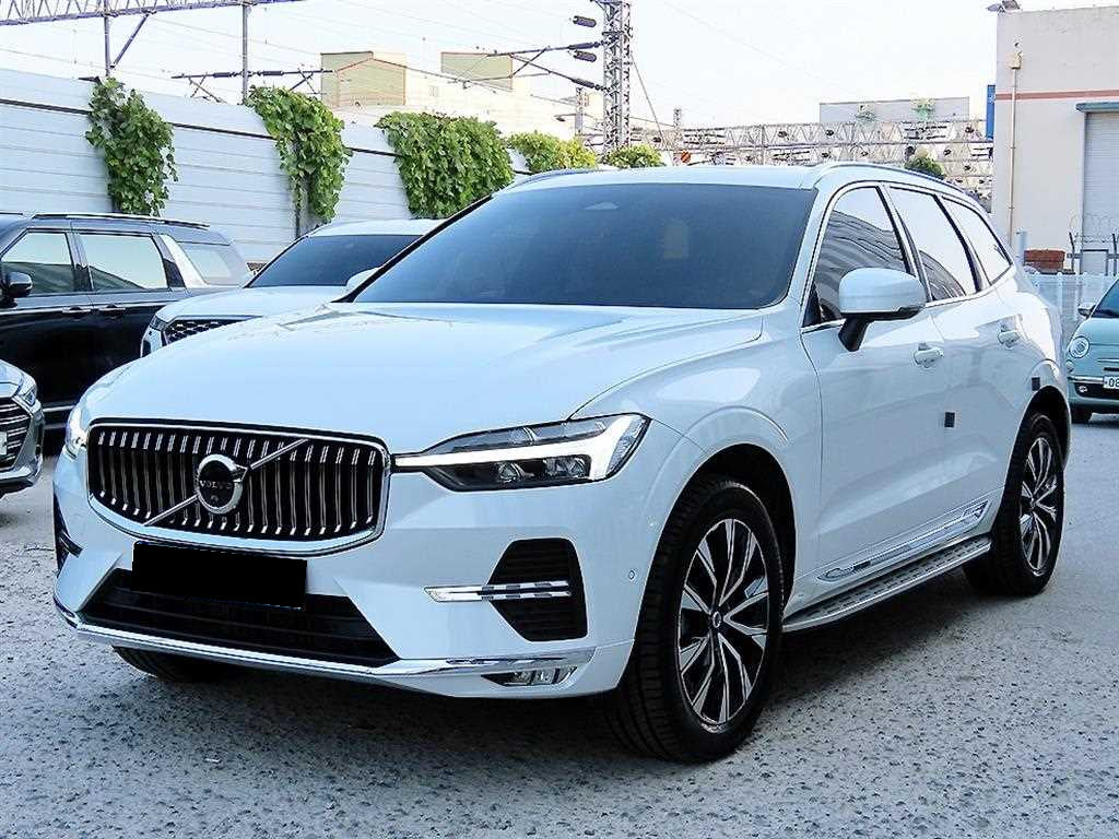 Volvo XC60 — photo 02