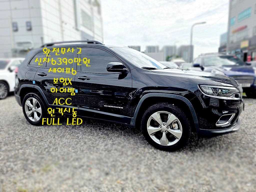 Jeep Cherokee — photo 05