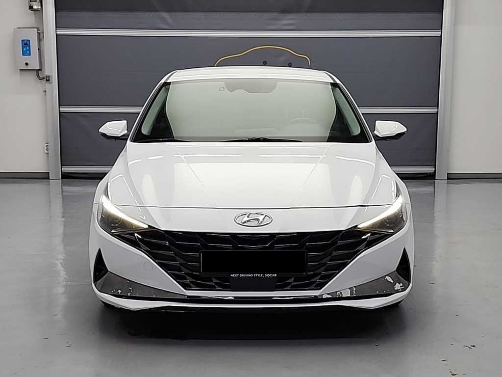 Hyundai Avante — photo 02
